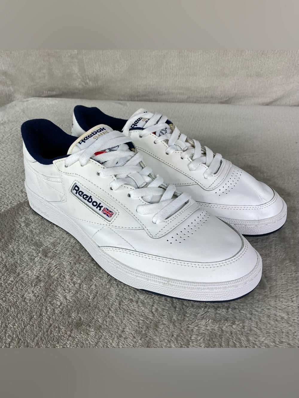 Reebok Club C 85 Classic Shoes Mens Size 9.5 White Leather Retro Sneaker NEW